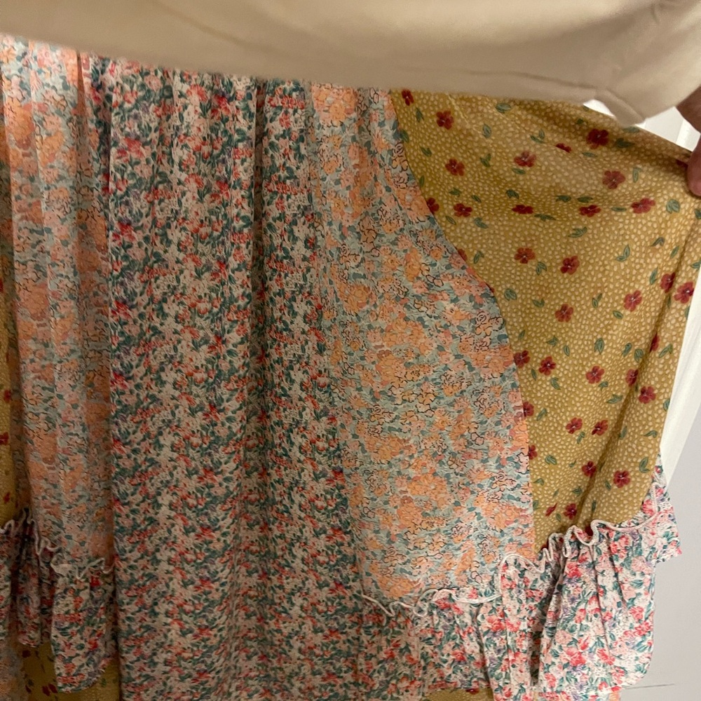 Charming Floral Ruffle Dress - Picture 6 of 6
